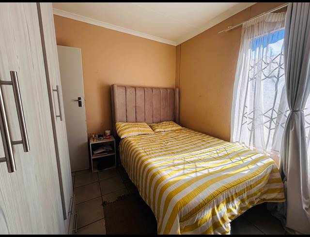 2 BEDROOM HOUSE FOR SALE IN SAVANNA CITY